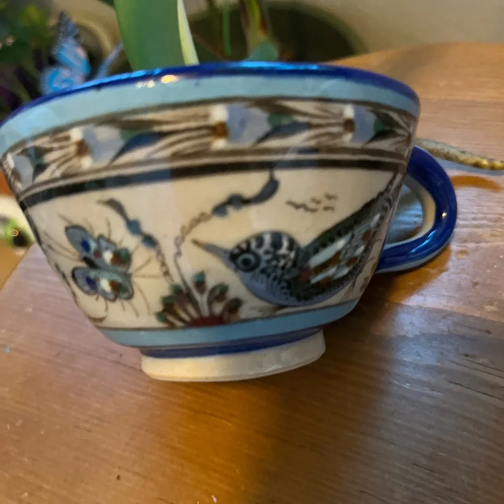 Vintage Ken Edwards Mexican
Pottery small cup. - Picture 2 of 5